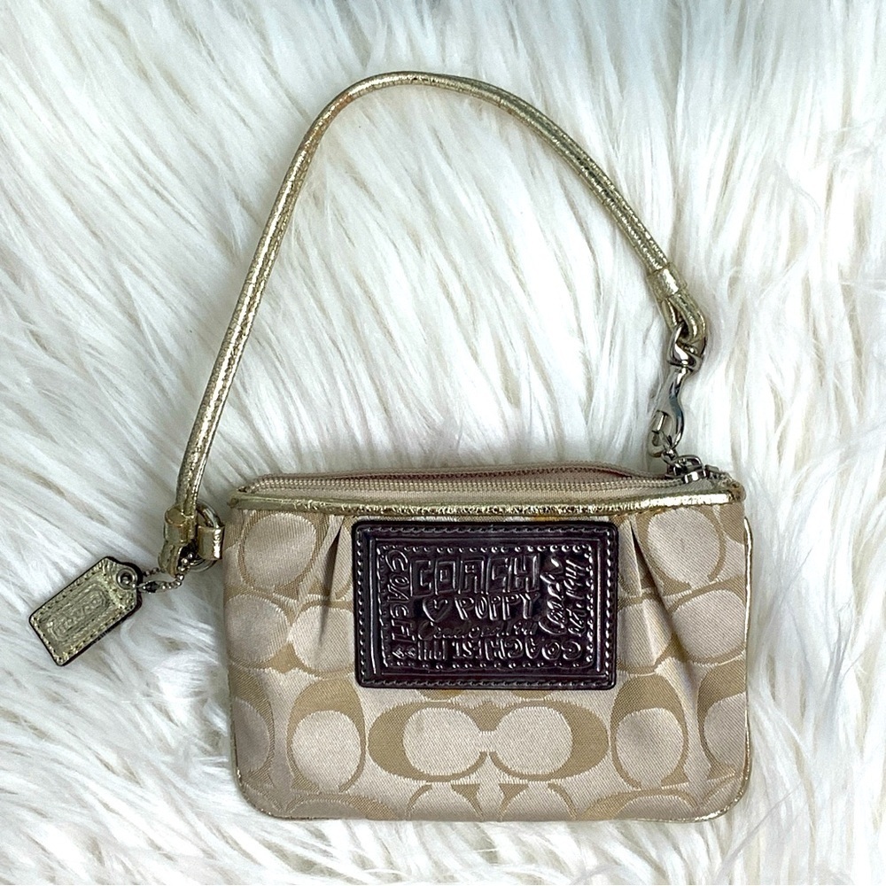 Coach Poppy Gold Signature Wristlet - Picture 3 of 8